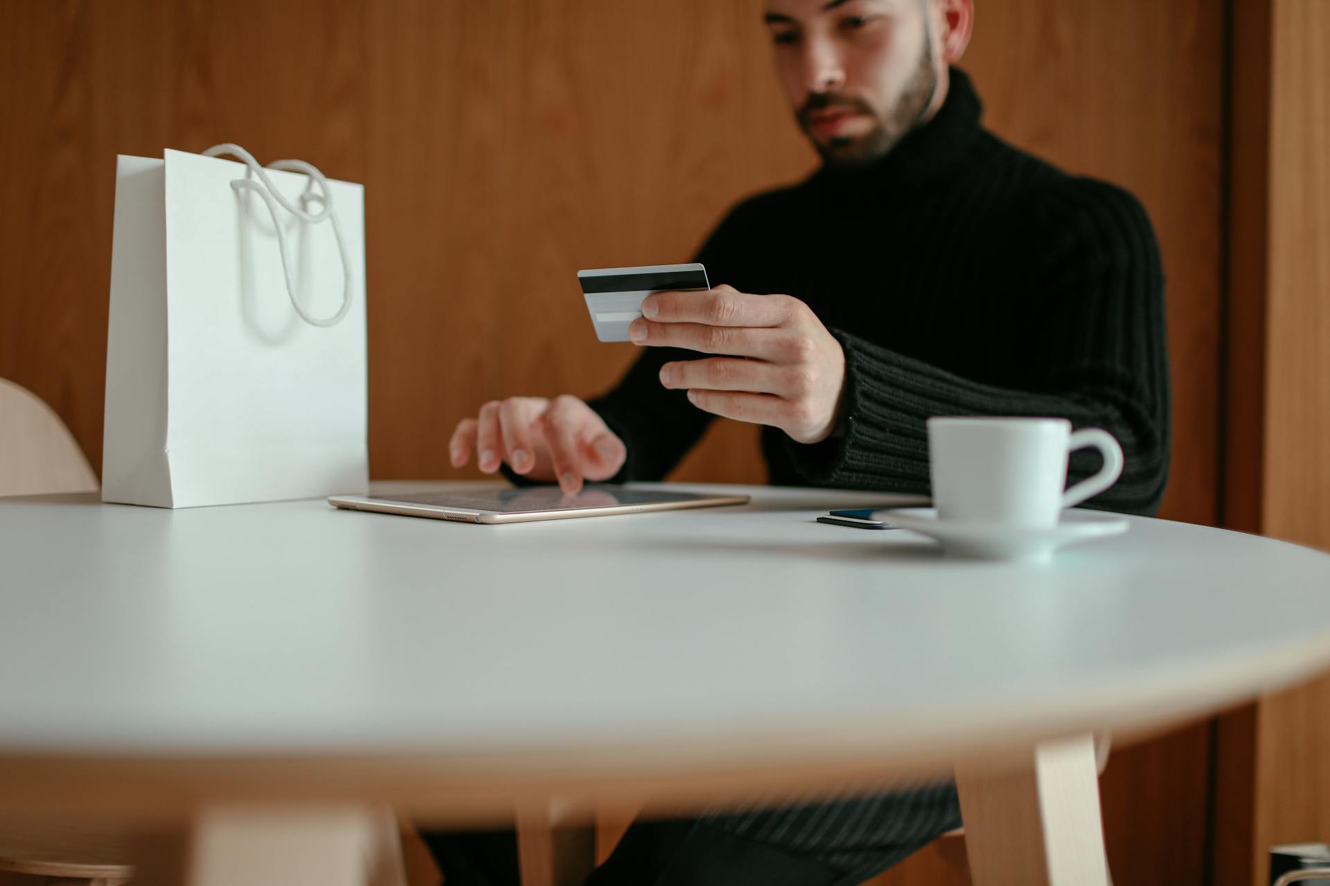 Con el servicio de tarjetas PVC de AK Digital en México, los usuarios podrán tener su póliza rápidamente