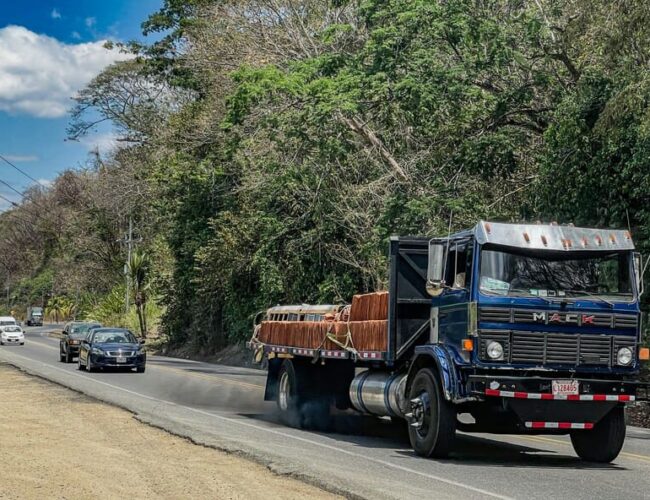 Transporte eficiente en Venezuela: ¿carga marítima o terrestre?
